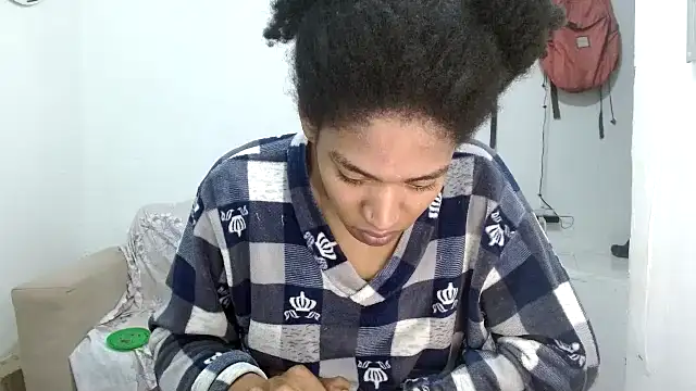 angelamarie1 online show from September 27, 11:19 am