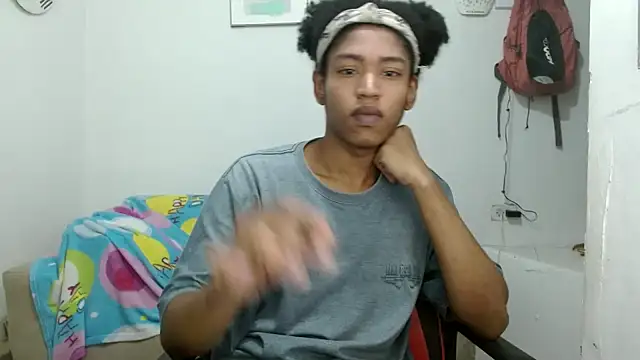 angelamarie1 online show from February 19, 7:21 pm