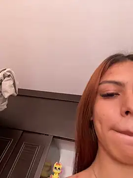 Snapshot of caroldirty chatting on January 7, 5:31 pm caroldirty online show from January 7, 5:31 pm