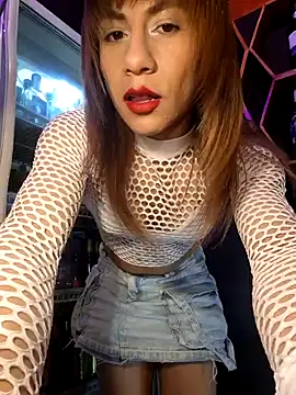 Snapshot of Evehampy chatting on February 13, 9:39 pm Evehampy online show from February 13, 9:39 pm