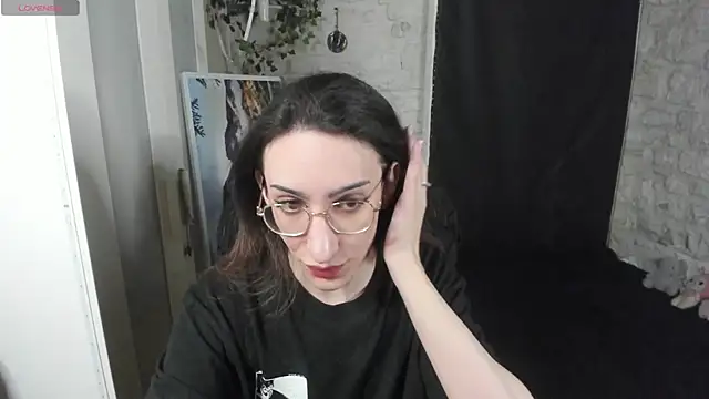 Snapshot of Mayala__ chatting on February 3, 6:07 pm Mayala   online show from February 3, 6:07 pm