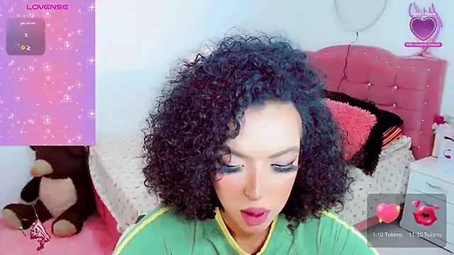 Tanedra collings online show from October 18, 4:49 am