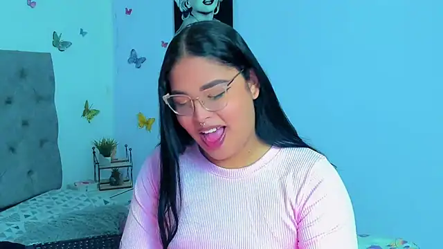 mabellfox online show from January 25, 4:09 pm