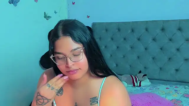 mabellfox online show from March 5, 1:07 am