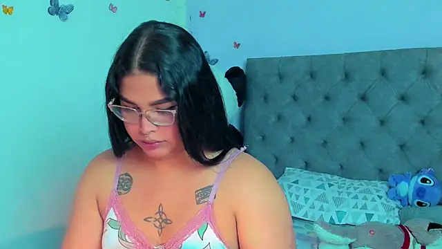 mabellfox online show from March 14, 6:55 pm